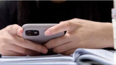 Photo of जानिए क्या मोबाइल फोन की वजह से शुक्राणुओं में कमी आ सकती है?
