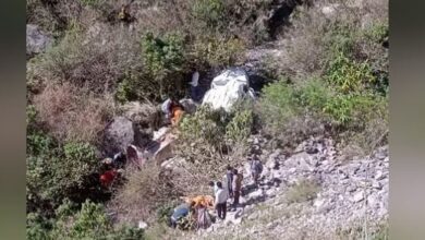 Photo of मंडी: करसोग के अलसिंडी में बड़ा हादसा, खाई में गिरी जीप