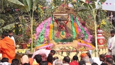 Photo of ग्वालियर में किया गया मध्य प्रदेश के सबसे बड़े गोवर्धन पर्वत का निर्माण, विधि विधान से हुई पूजा