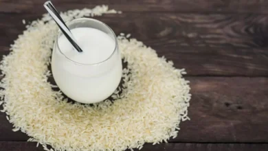 Photo of व्हाइट डिस्चार्ज, पेशाब में जलन जैसी कई समस्याएं होंगी दूर, जब पिएंगी चावल का पानी