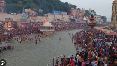 Photo of कार्तिक मास में स्नान का विशेष महत्व, श्रद्धालु बड़ी संख्या में आते है आस्था की डुबकी लगाने