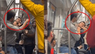 Photo of मेट्रो में सीट के लिए हाथापाई: दो यात्री आपस में भिड़े