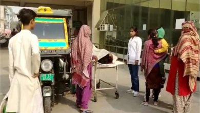 Photo of हरियाणा: सिविल अस्पताल के बाहर ई-रिक्शे में महिला ने बच्चे को दिया जन्म