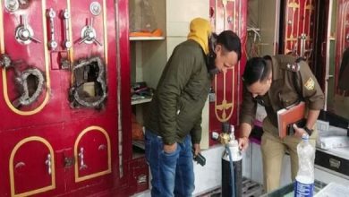 Photo of विकासनगर : ज्वेलरी शॉप में लाखों की चोरी…रस्सी के सहारे तीसरे फ्लोर में पहुंचे चोर