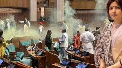 Photo of सुरक्षा में बड़ी चूक: संसद में दर्शकदीर्घा से कूदे दो शख्स