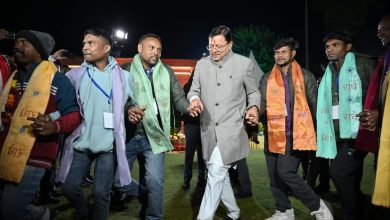 Photo of 41 श्रमिकों के निकलने की खुशी में सीएम आवास पर सीएम धामी की उपस्थिति में मनाई गई ईगास