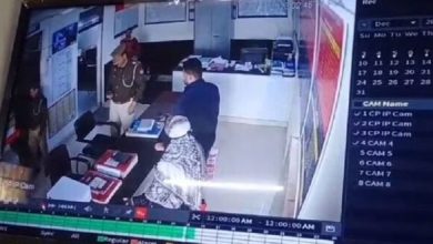 Photo of कोतवाली गोली कांड के दरोगा पर बीस हजार का इनाम