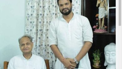 Photo of फोन टैपिंग प्रकरण : गहलोत के ओएसडी लोकेश शर्मा की गिरफ्तारी पर रोक जारी…