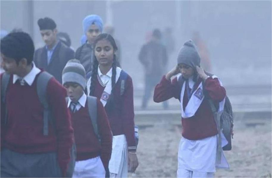 Photo of दिल्ली सरकार ने देर रात वापस लिया सर्दियों की छुट्टियां बढ़ाने का आदेश