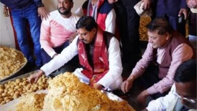 Photo of मध्य प्रदेश से अयोध्या भेजे जाएंगे 5 लाख लड्डू, मुख्यमंत्री ने अपने हाथों से किए कुछ तैयार