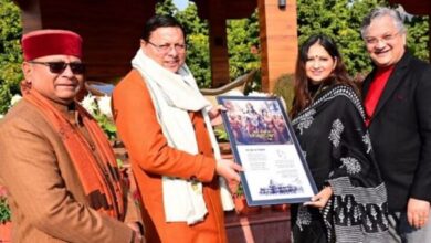 Photo of रामलला की प्राण प्रतिष्ठा : आ रहे भगवान…उत्तराखंड की बेटी के भजन को जुबिन ने दी आवाज