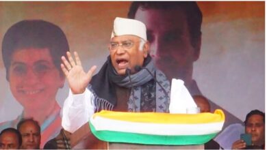 Photo of कांग्रेस सम्मेलन: 40 मिनट के भाषण में जमकर बरसे खरगे