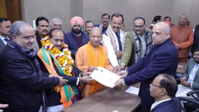 Photo of भाजपा प्रत्याशी दारा सिंह चौहान ने दाखिल किया नामांकन