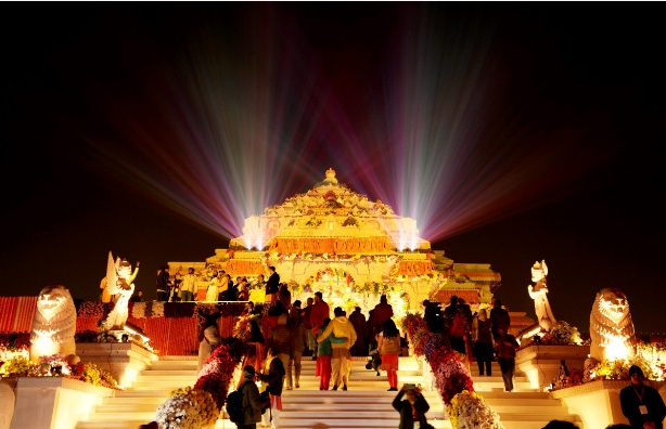 Photo of अयोध्या में राम मंदिर के कपाट आम जनता के लिए खुले