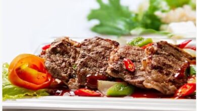 Photo of मीट की ये दु‍कान इतनी पॉपुलर, 43 साल तक की है एडवांस बुकिंग!