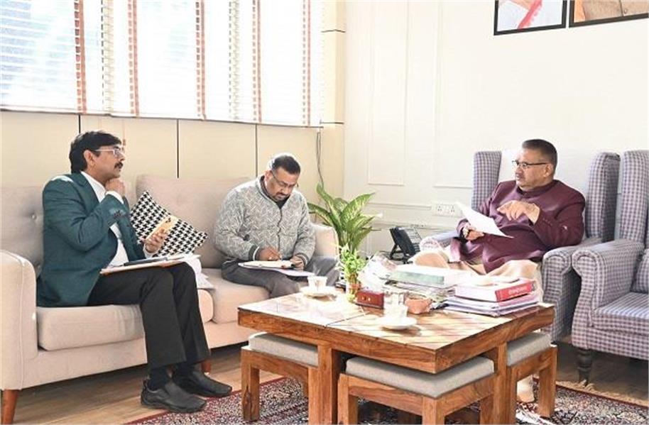 Photo of आपदा में क्षतिग्रस्त सड़कों का अतिशीघ्र किया जाए निर्माण: मंत्री गणेश जोशी
