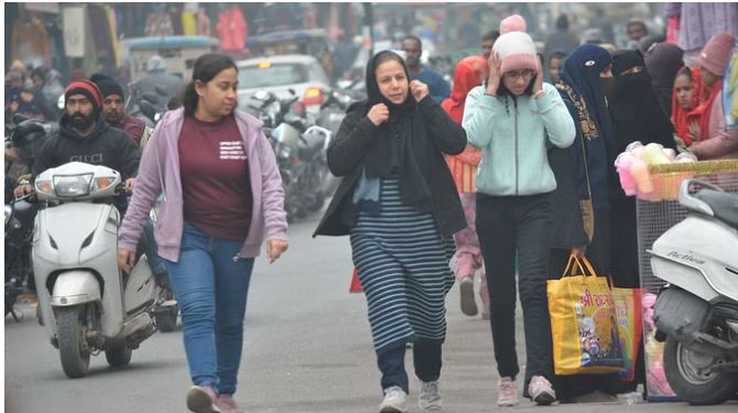 Photo of यूपी: आज तीन डिग्री तक लुढ़केगा पारा, बारिश के आसार    भी…