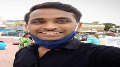 Photo of गोंडा: डॉक्टर ने फांसी के फंदे से लटक कर दे दी जान, हर कोई हैरान