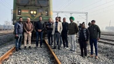 Photo of डीएफसीसीआईएल कॉरिडोर पर 42 किमी प्रतिघंटा की रफ्तार से दौड़ी मालगाड़ी