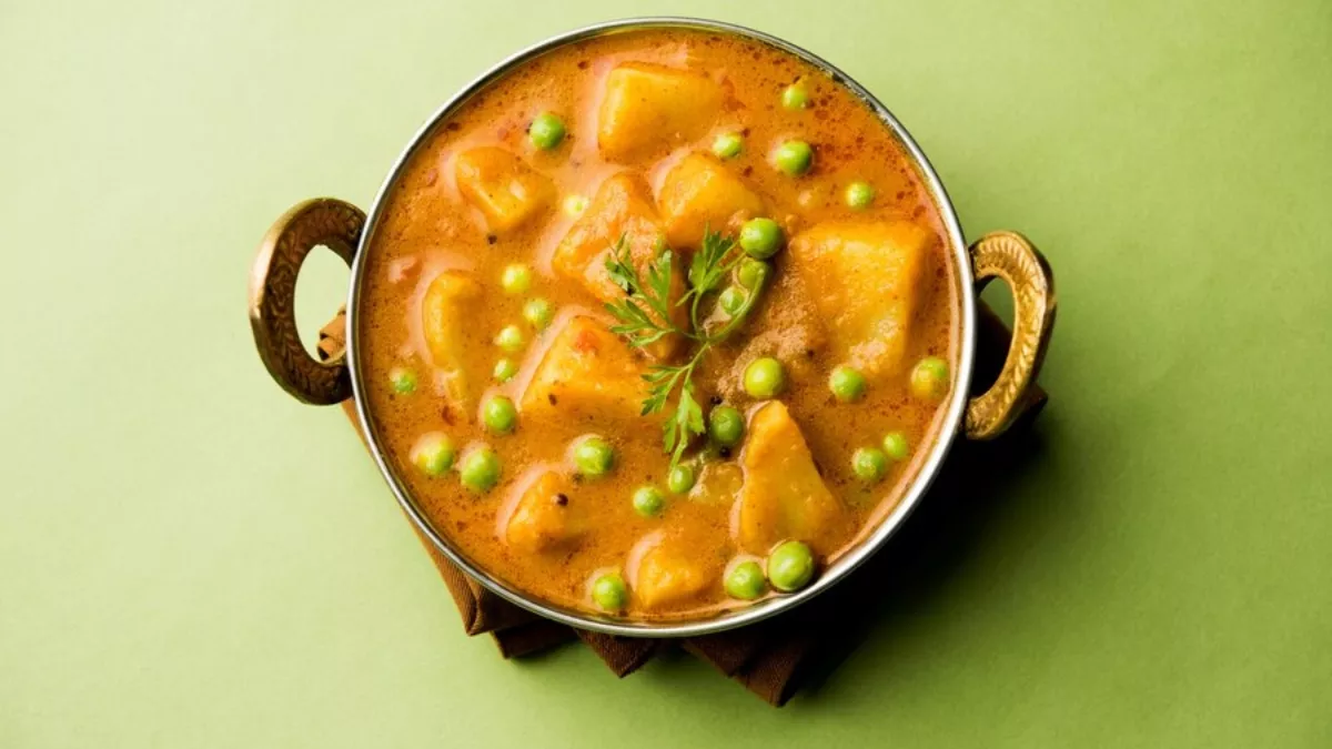 Photo of मेहमानों के लिए बिना क्रीम के बनाएं शाही आलू