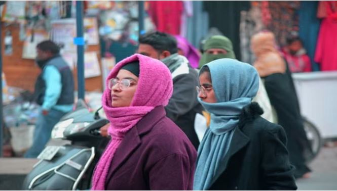 Photo of यूपी का मौसम: धूप के साथ हुई दिन की शुरुआत, हवाओं में गलन बरकरार