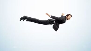 Photo of क्या पक्षियों की तरह उड़ सकता है इंसान, पंख जैसे होते हैं हाथ!