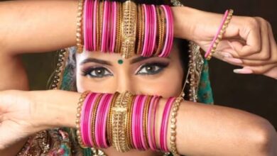 Photo of चूड़ियां क्यों पहनती हैं भारतीय औरतें, सिर्फ परंपरा ही है एक मात्र कारण