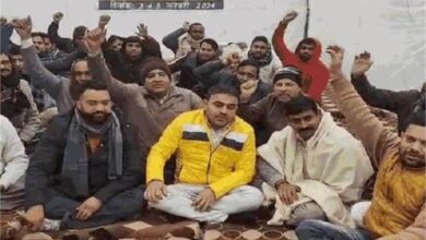 Photo of हरियाणा में 3 जनवरी से धरने पर बैठे पटवारियों की हड़ताल आज होगी खत्म