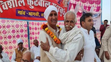 Photo of हरियाणा के चरखी दादरी में 2 गांवों की 50 वर्ष पुरानी दुश्मनी हुई खत्म, पढ़े पूरी खबर
