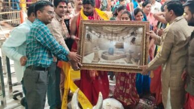 Photo of सीएम मोहन के बेटे वैभव ने पत्नी संग किए महाकाल के दर्शन