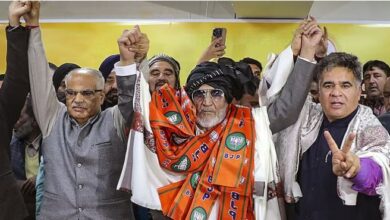 Photo of जम्मू कश्मीर: पहाड़ी नेता सैयद मुश्ताक बुखारी भाजपा में शामिल
