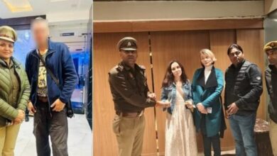Photo of दो पर्यटकों के चेहरे पर आगरा पुलिस ने लौटाई मुस्कान