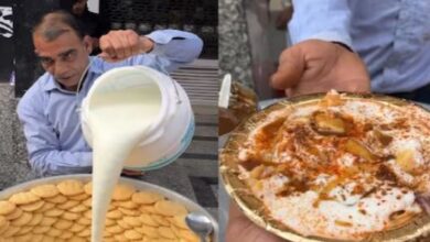 Photo of करोड़पति है ये दही-भल्ले वाला, दिल्ली में यहां लगता है ठेला, कार से आता-जाता!