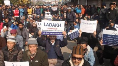 Photo of  लद्दाख: पूर्ण राज्य के दर्जे की मांग को लेकर आज करगिल बंद- लेह चलो का आह्वान