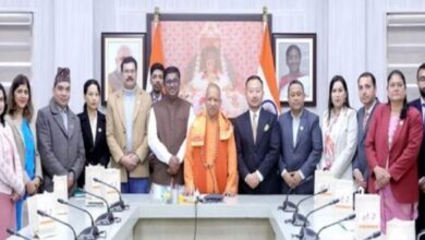 Photo of नेपाल के प्रतिनिधिमंडल ने मुख्यमंत्री योगी आदित्यनाथ से की मुलाकात