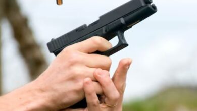 Photo of बहस कर रहा था छात्र, भड़क गए मास्टर साहब, निकाली बंदूक और चला दी गोली!