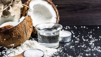 Photo of  त्वचा को बनाना है मुलायम तो इस्तेमाल करें घर पर बनी नारियल क्रीम