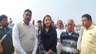 Photo of किसान महापंचायत में पहुंची पंजाबी एक्ट्रेस सोनिया मान
