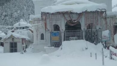 Photo of बर्फ की सफेद चादर से ढका गंगोत्री धाम