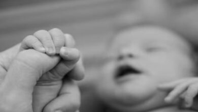 Photo of पैदा हुआ ऐसा बच्चा, देखना ही नहीं चाहती थी खुद मां!