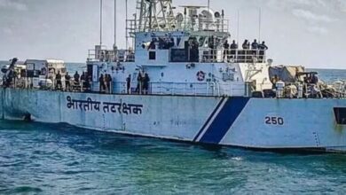 Photo of भारतीय तटरक्षक बल ने 27 बांग्लादेशी मछुआरों को किया रेस्क्यू