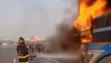 Photo of मुंबई-पुणे एक्सप्रेस-वे पर टायर फटने से चलती बस में लगी आग, 35 यात्री थे सवार…