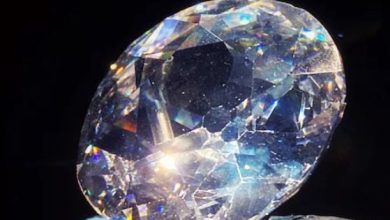 Photo of कोह‍िनूर हीरे की उत्‍पत्‍त‍ि कैसे हुई? क्‍यों कहते हैं इसे शापित