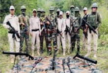Photo of मणिपुर में हथियार-गोला बारूद का जखीरा बरामद, गुप्त सूचना पर सेना ने की कार्रवाई
