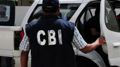 Photo of CBI ने अपने ही दो अधिकारियों को किया गिरफ्तार,पढ़े पूरा मामला