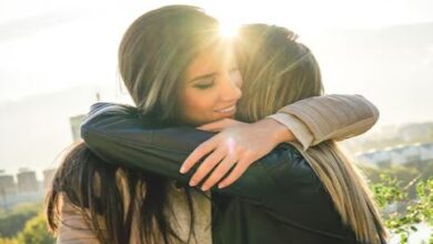 Photo of तलाक के बाद घूमने निकली महिला, रेगिस्तान में मिली 2 बच्चों की मां…