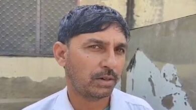 Photo of घरेलू आटा चक्की में करंट आने से महिला की हुई मौत, सात बच्चों के सिर से उठा मां का साया