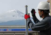 Photo of जानें क्यों जापान को ब्लॉक करना पड़ा Mt. Fuji का खूबसूरत नजारा