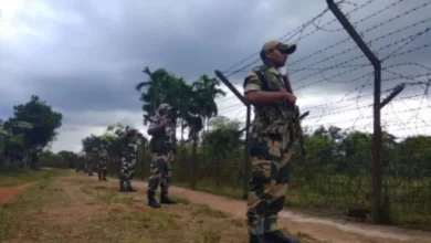 Photo of भारत-म्यांमार सीमा पर बाड़ लगाने के विरोध में मणिपुर, मिजोरम में निकाली गईं रैलियां