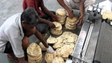 Photo of यहां सजती है रोटियों की मंडी, इस भाव बिकती है गोल-गोल रोटी